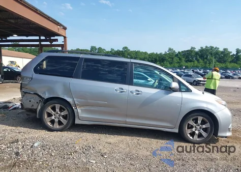 2013 Toyota Sienna Se 8 Passenger из США, поврежденный, VIN 5TDXK3DC4DS280409